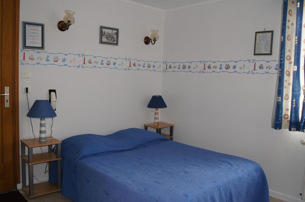 Aux Trois Jean Hotel Le Crotoy Room photo