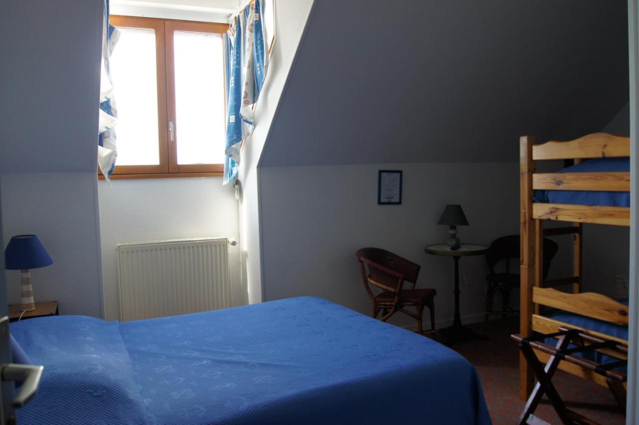 Aux Trois Jean Hotel Le Crotoy Room photo